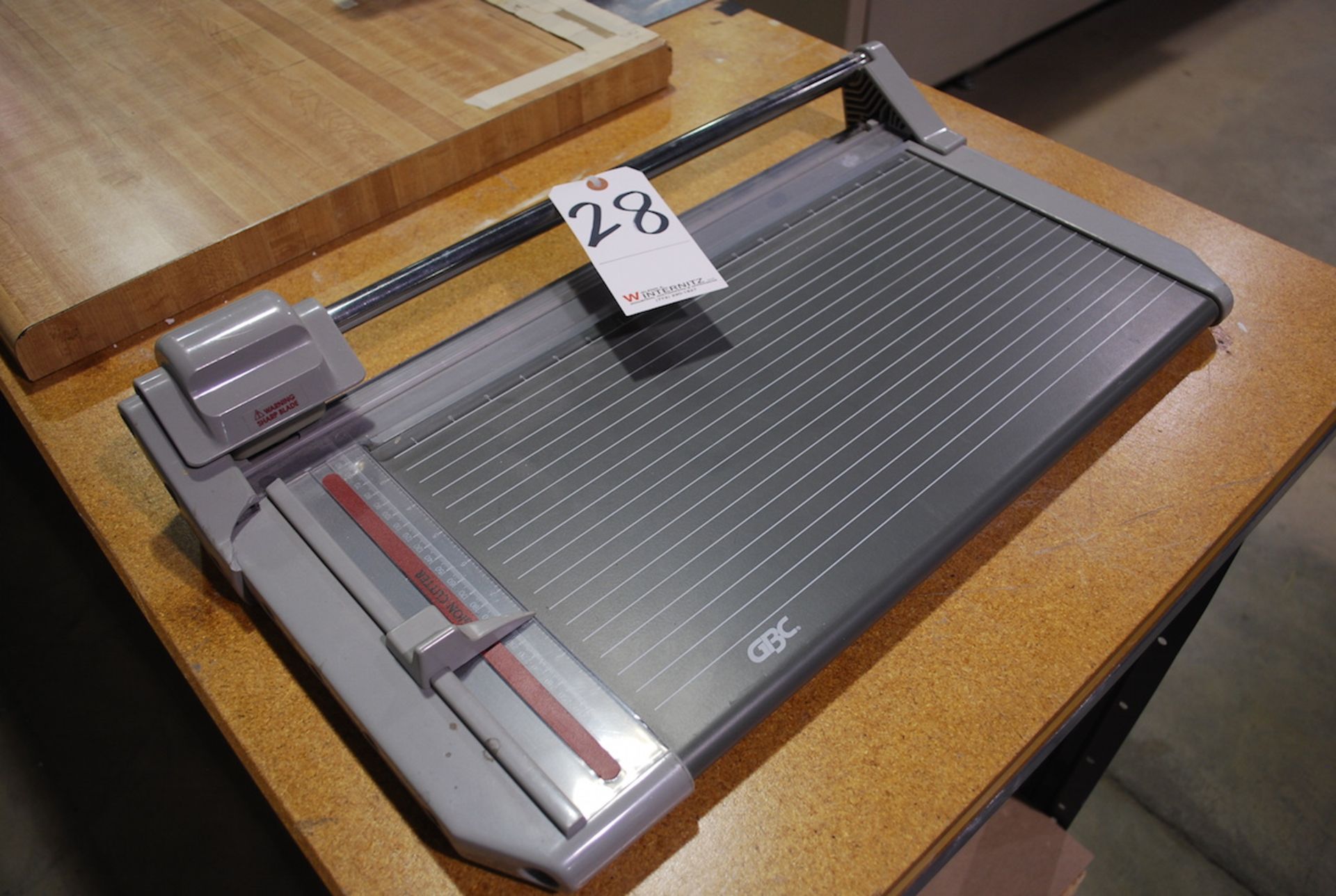 GBC 18" ROTARY KNIFE PAPER CUTTER