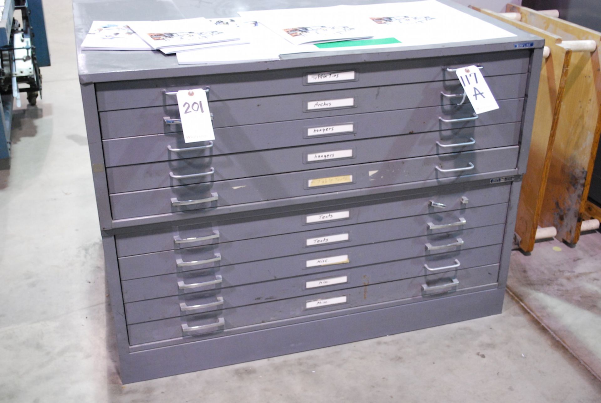 MAYLINE 10-DRAWER FLAT FILE CABINET (NO CONTENTS)