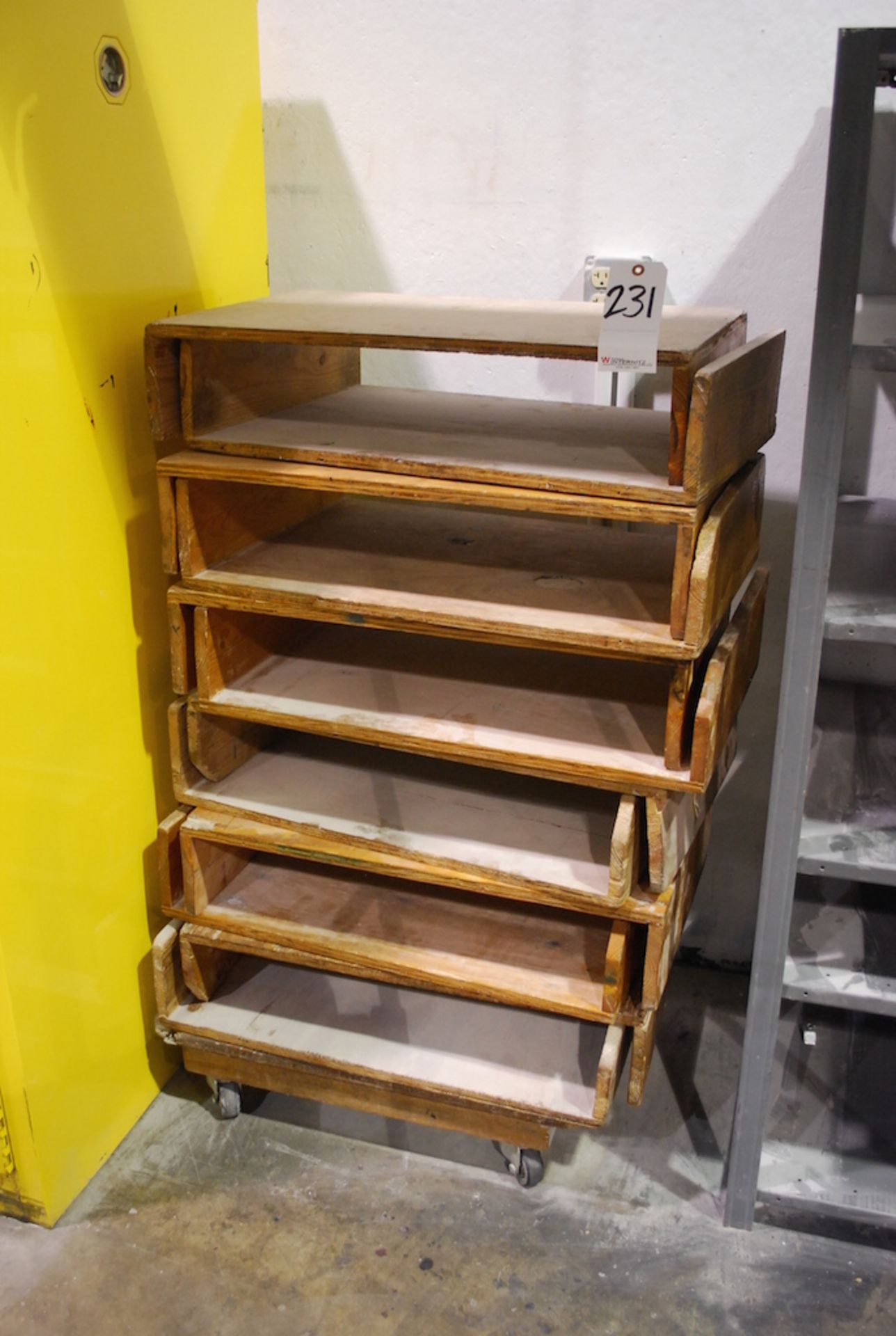 LOT:  WOOD SKIDS