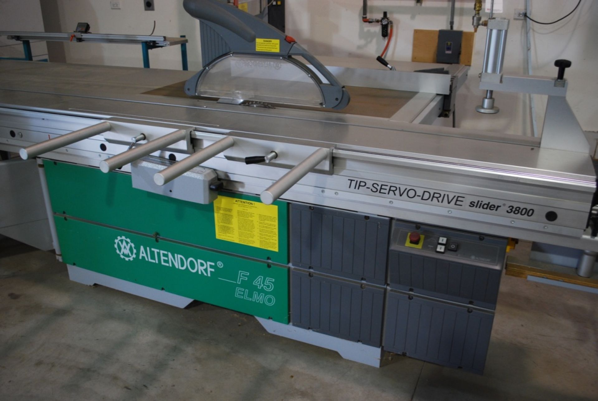 2002 ALTENDORF MODEL F45 ELMO CE TILTING ARBOR SLIDING PANEL SAW: S/N 02-09-094; W/Tip-Servo-Drive - Image 3 of 9