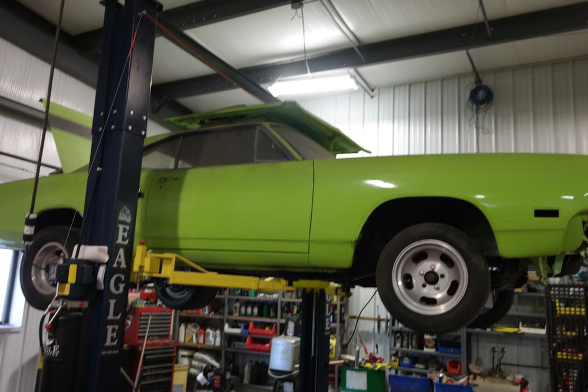 1969 DODGE CORONET (SUPER BEE CLONE): VIN# WH23F9G186626; NEW 440 C.I. ENGINE; NEW AUTO - Image 2 of 7