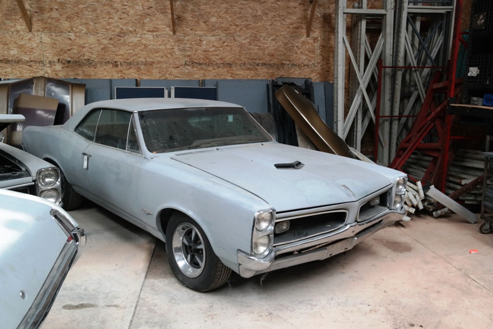 1966 PONTIAC GTO: VIN# 242176K126754; 400 C.I. ENGINE; TURBO 350 AUTOMATIC TRANSMISSION - Image 2 of 6