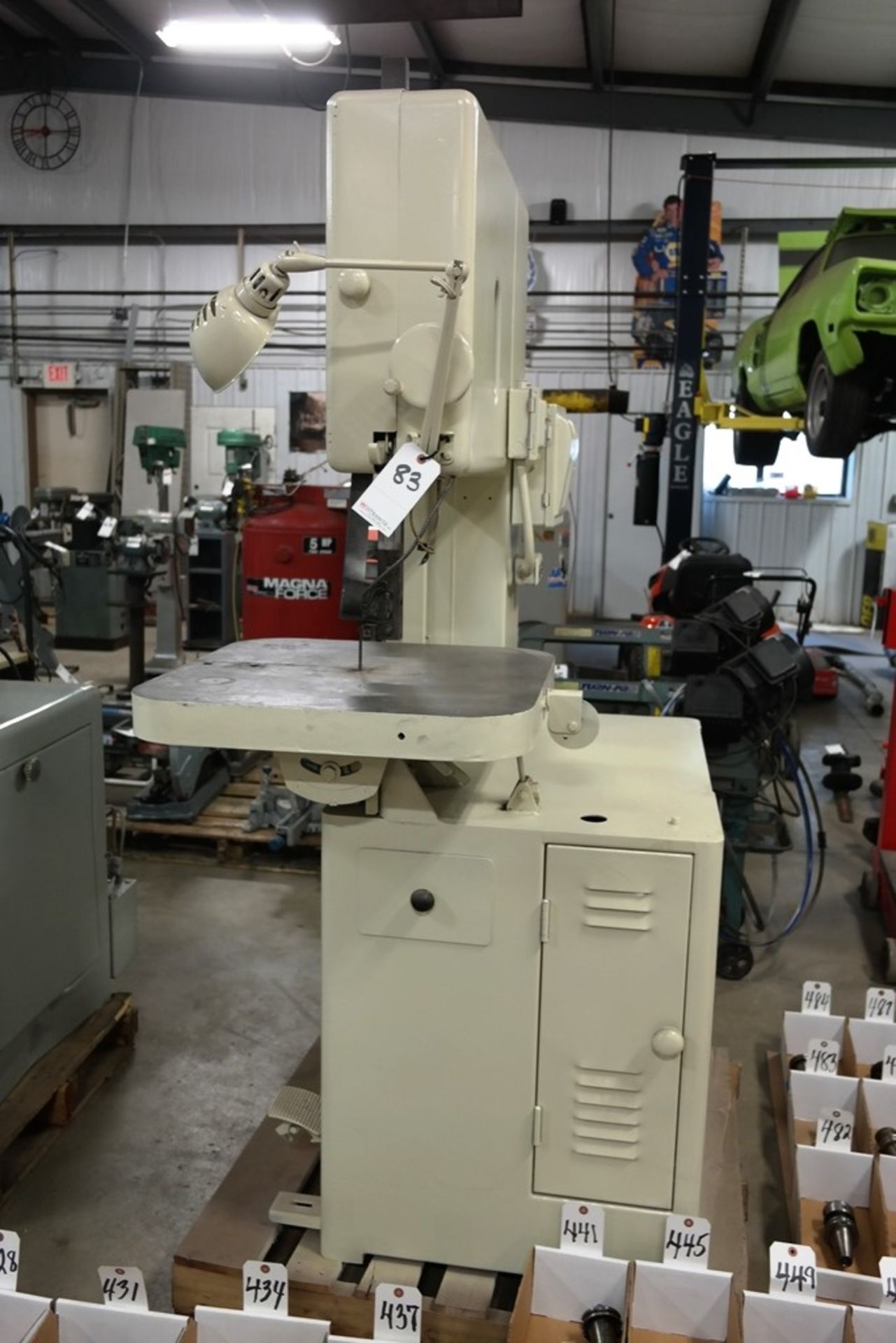 GROB 18" MODEL NS-18 VERTICAL BAND SAW: S/N 8344  GOOD RUNNING CONDITION! - Image 3 of 3