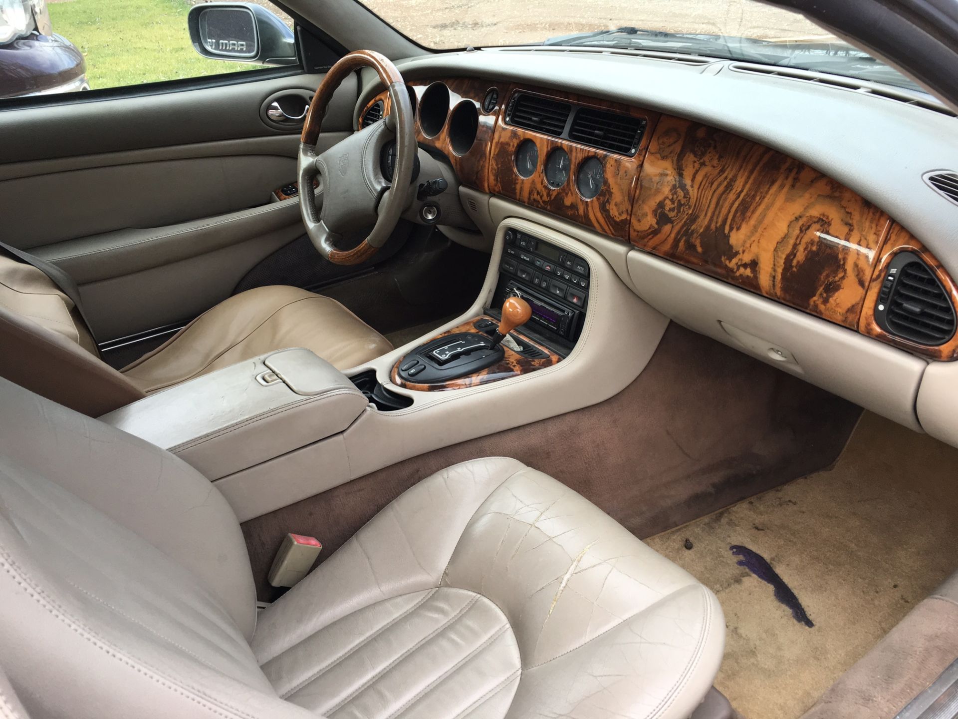 1999 Jaguar XK8 Convertable: VIN#: SAJGX2049XCO33887; Burl Wood Dash - Image 5 of 11