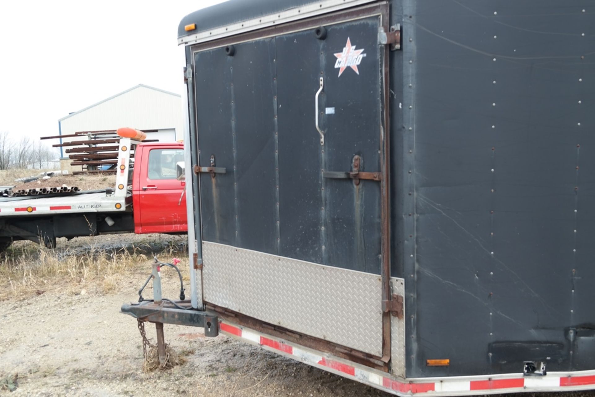 US CARGO 22' CONCESSION TRAILER - Image 2 of 4