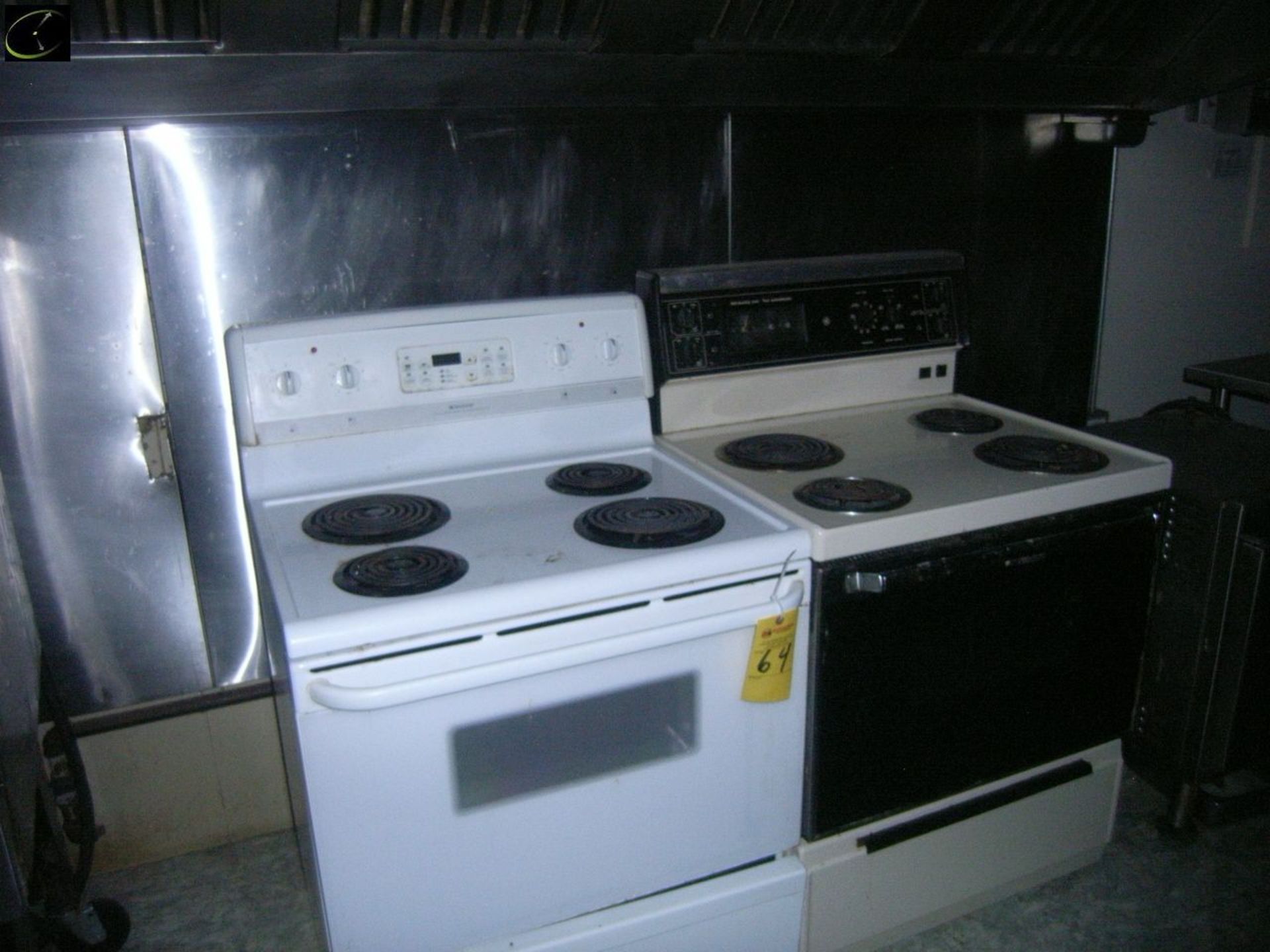 Southbend Stainless Steel Oven, Frigidaire Four Burner Stove, GE Four Burner Stove, Cleveland - Image 7 of 12