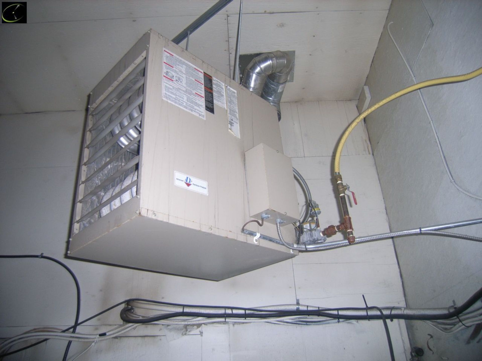 ADP Hanging Propane Fired Furnace - 115,000 BTU, Single Phase. - Image 3 of 4