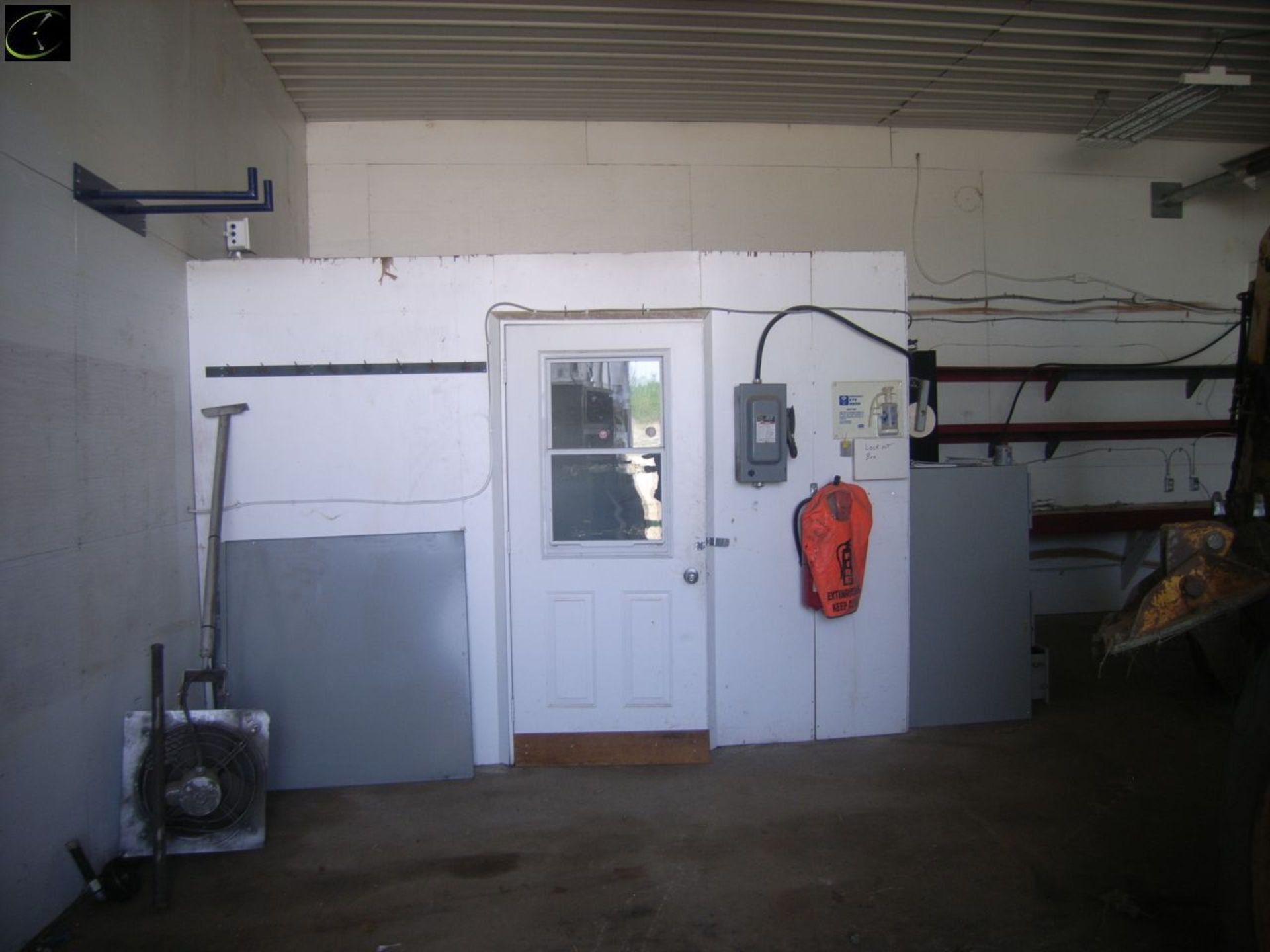 Approx. 33 Ft. x 40 Ft. Stick Built Work Shop w/ Approx. 15 Ft. x 15 Ft. Sliding Door, Approx. 15 - Image 14 of 24