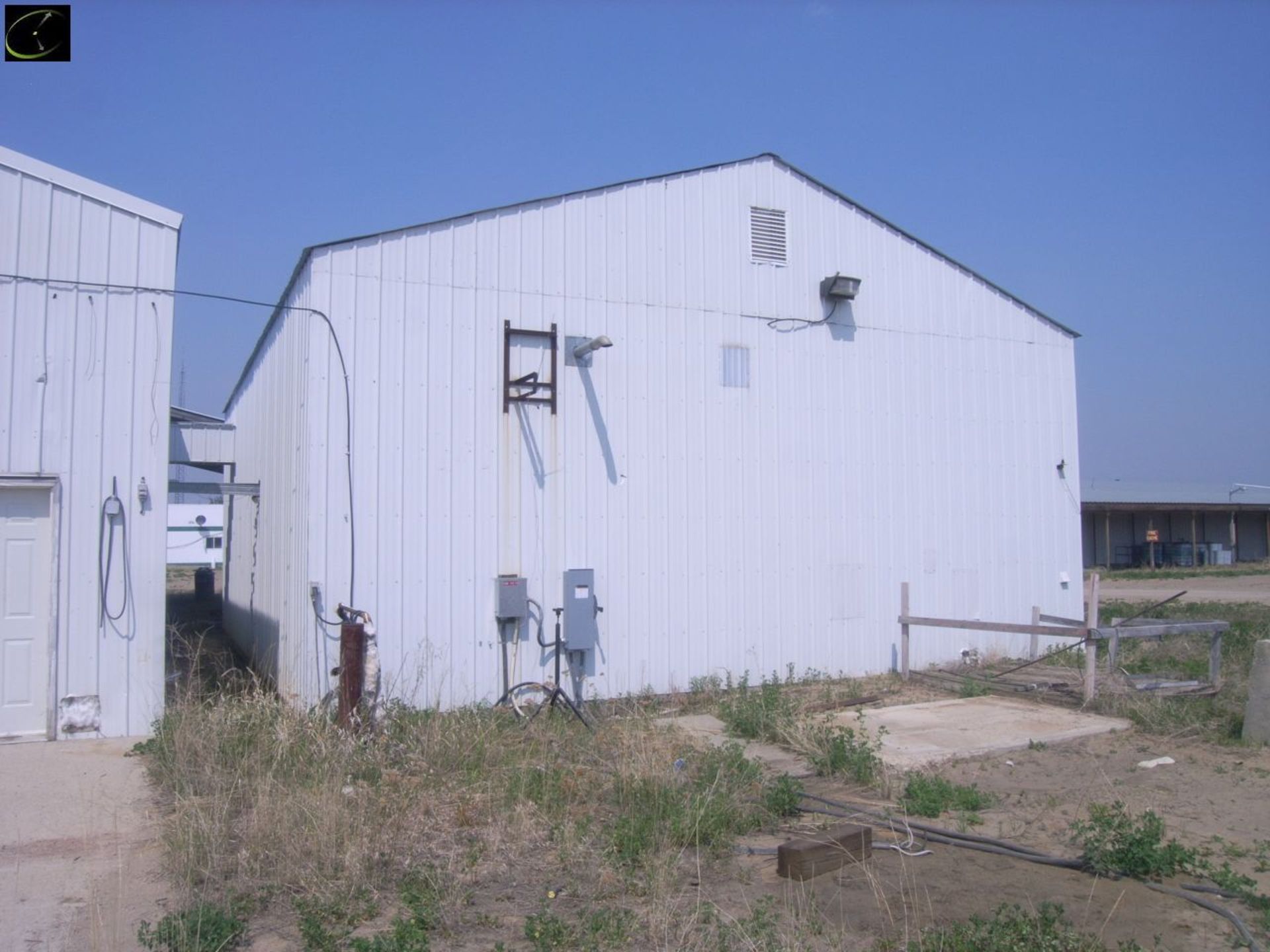 Approx. 33 Ft. x 40 Ft. Stick Built Work Shop w/ Approx. 15 Ft. x 15 Ft. Sliding Door, Approx. 15 - Image 5 of 24