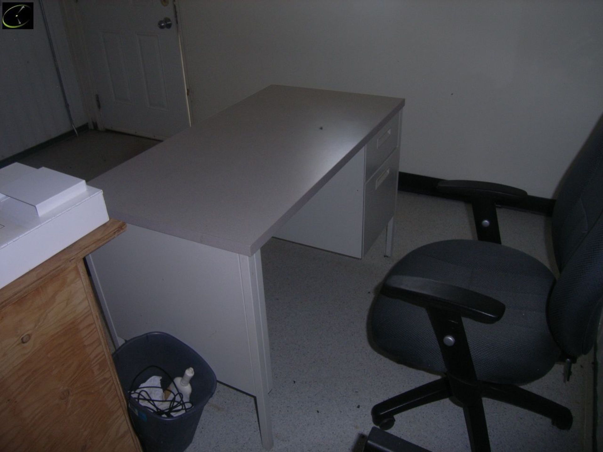 Small Office Desk, Wood Shelf, Office Chair & Stacking Chair. - Image 6 of 6