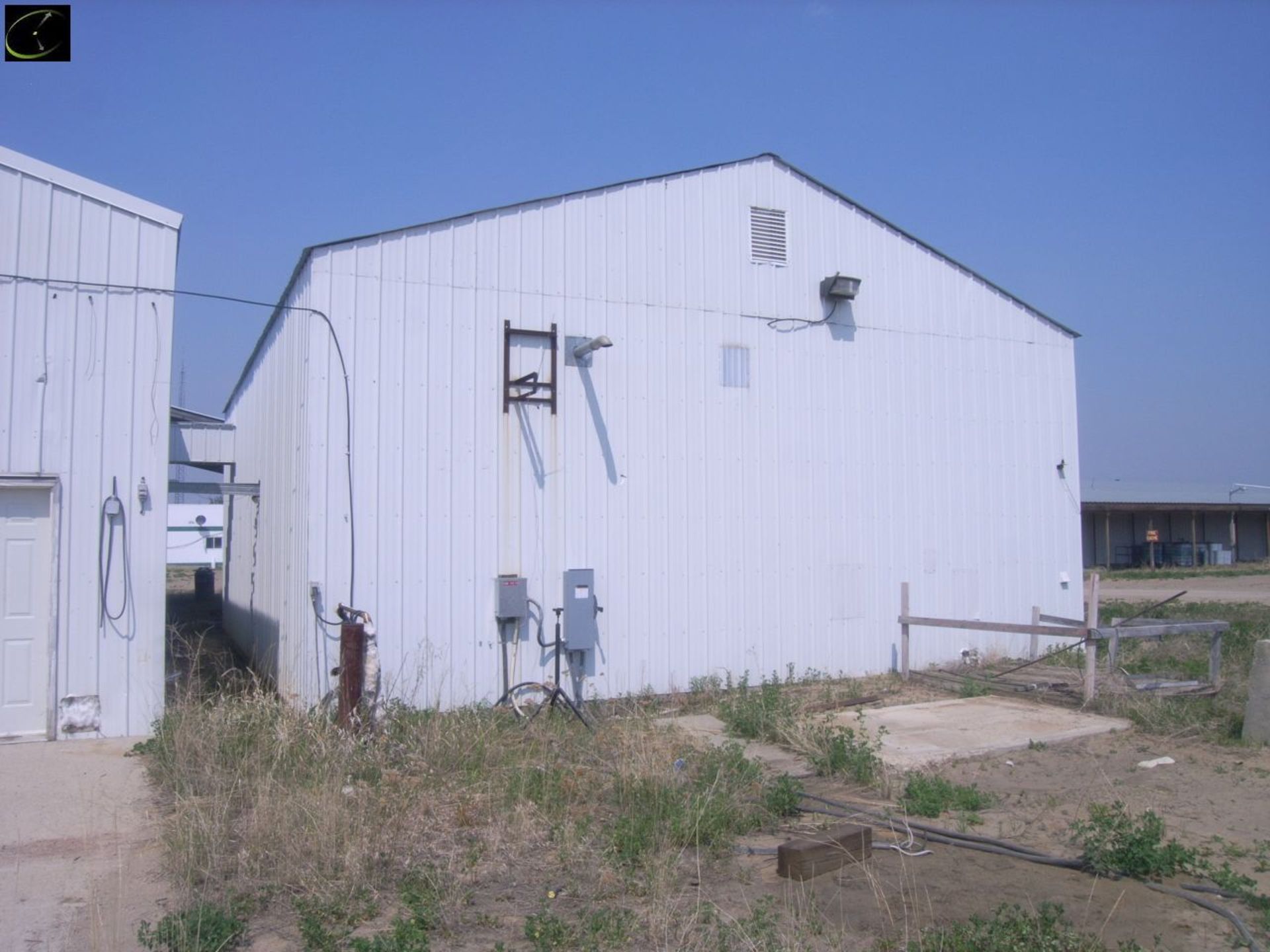 Approx. 33 Ft. x 40 Ft. Stick Built Work Shop w/ Approx. 15 Ft. x 15 Ft. Sliding Door, Approx. 15 - Image 6 of 24