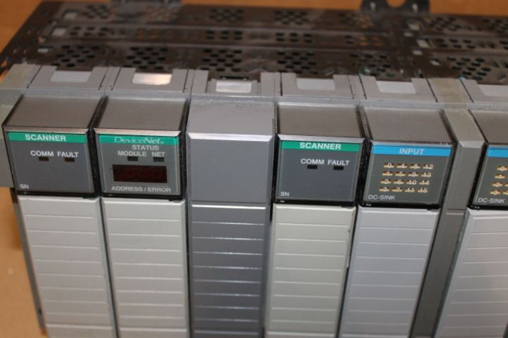 AB SLC 500 10-Slot Rack 1746-A10 with 3 Cards, 2 Scanner Cards and 1 DeviceNet Card - Image 4 of 4