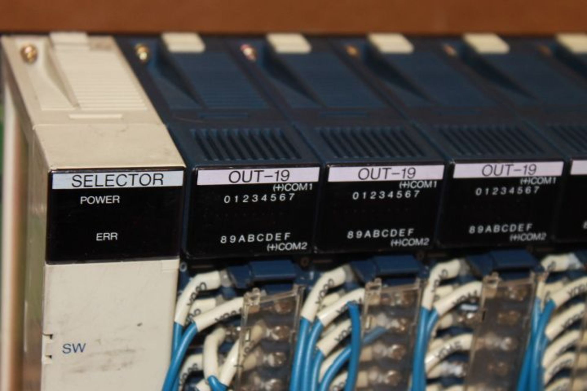 8-Slot Rack with 8 Cards, and Selector - Image 2 of 3