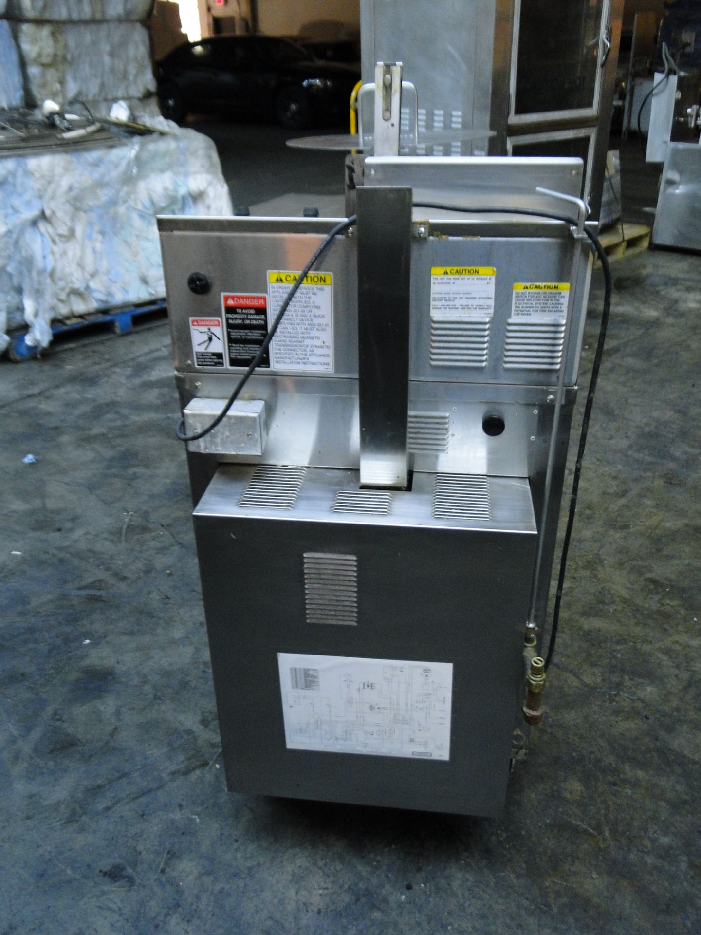 Giles "Chester Fried" Gas Fired Deep Fryer with Auto Lift, Model CF4006, S/N: A410140206, Equipped - Image 4 of 4