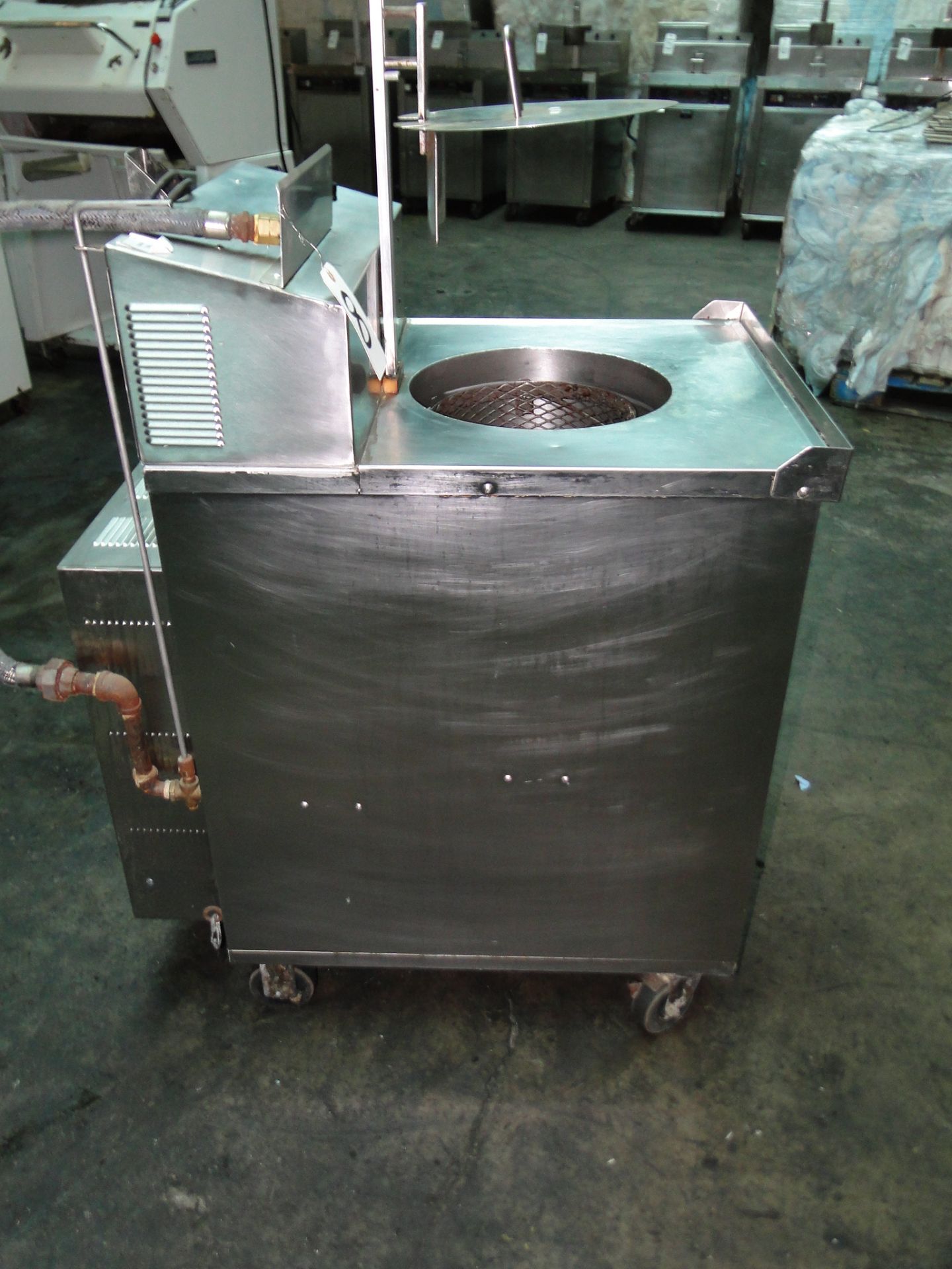 Giles "Chester Fried" Gas Fired Deep Fryer with Auto Lift, Model CF4006, S/N: A411070008, Equipped - Image 4 of 5