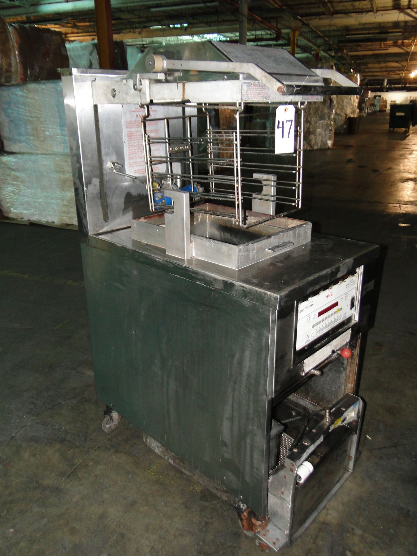 Henny Penny Pressure Fryer with Auto Lift, Model 580, S/N: 1G131IC - Image 4 of 5