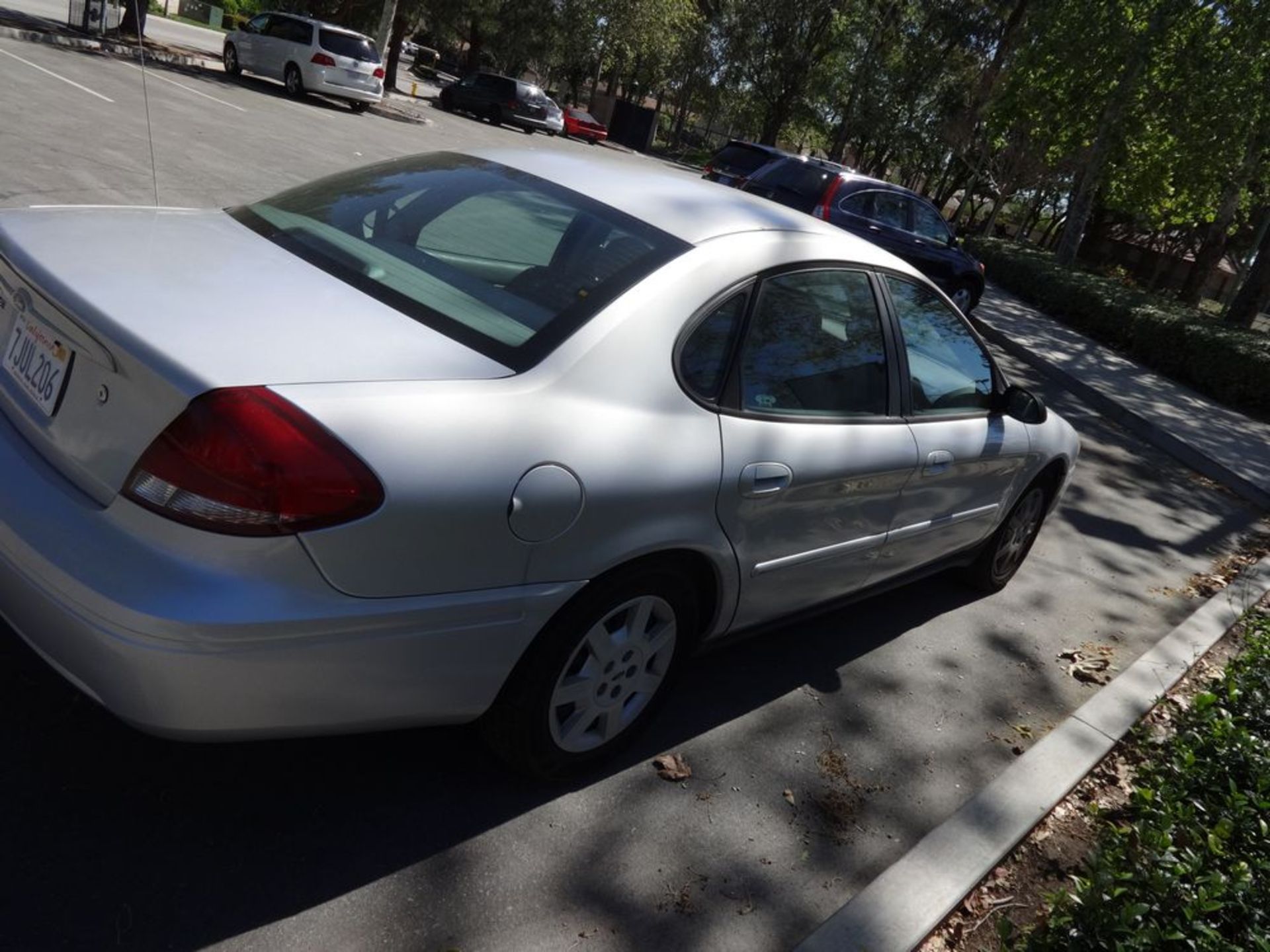 2005 Ford Taurus, Auto, A/C, Road Tested by Seller, Smooth Drive, Nice Cloth Interior, VIN - Image 3 of 3
