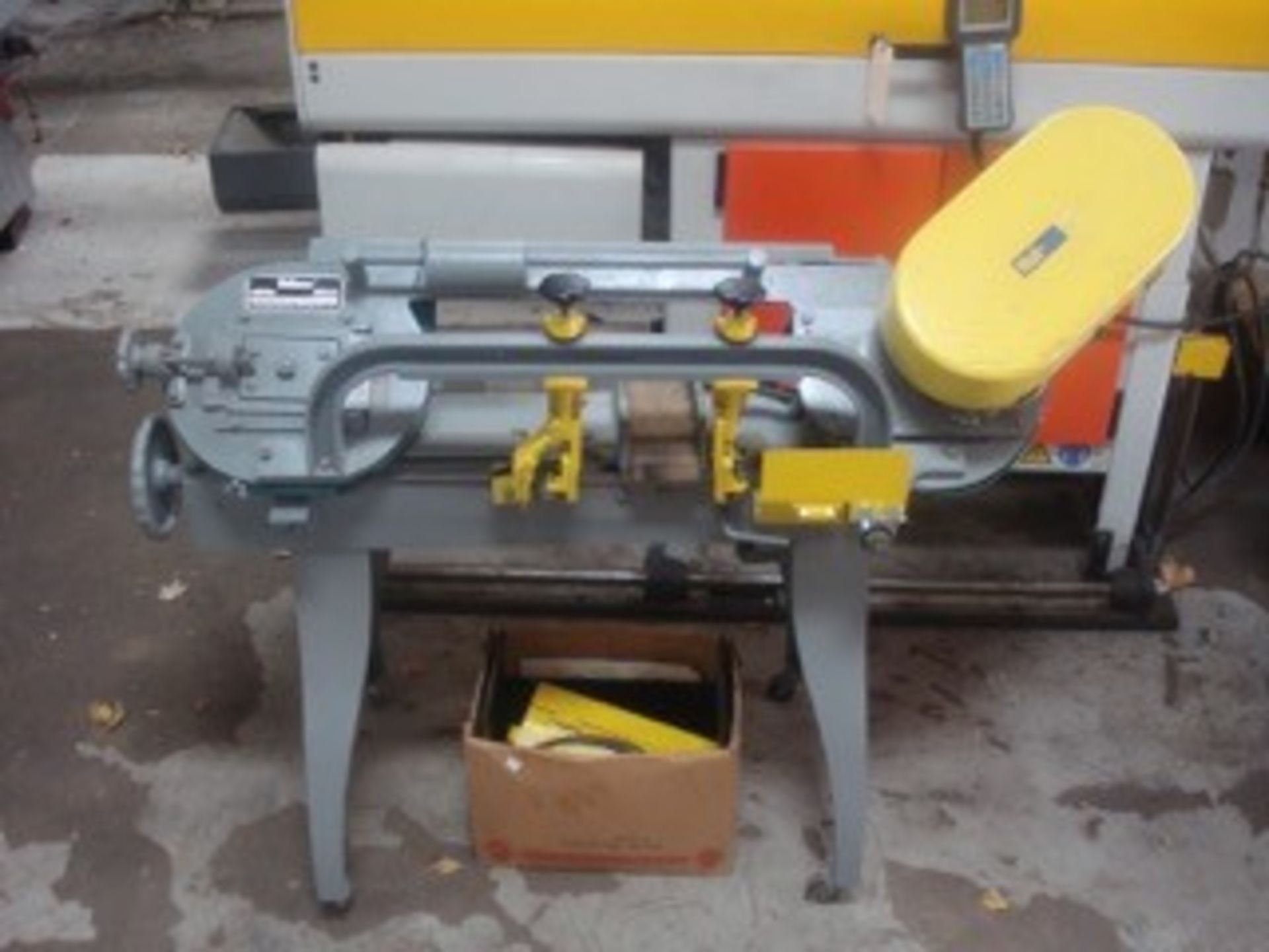 Wells Horizontal Band Saw Model 600, Location MI, Buyer to ship