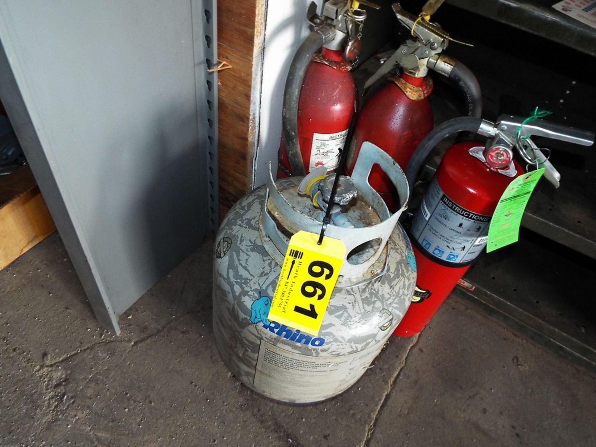 ASSORTED LP GAS TANKS & FIRE EXTINGUISHERS