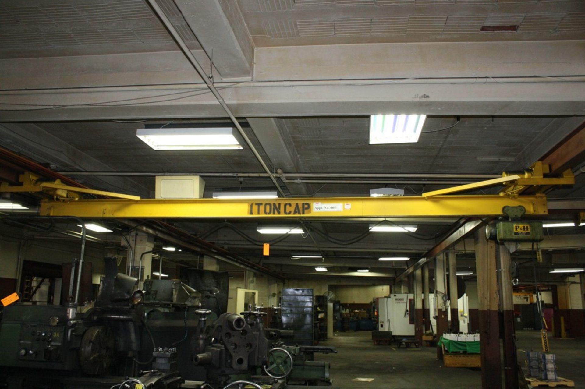 1-TON SUPERIOR CRANE CORP BRIDGE CRANE