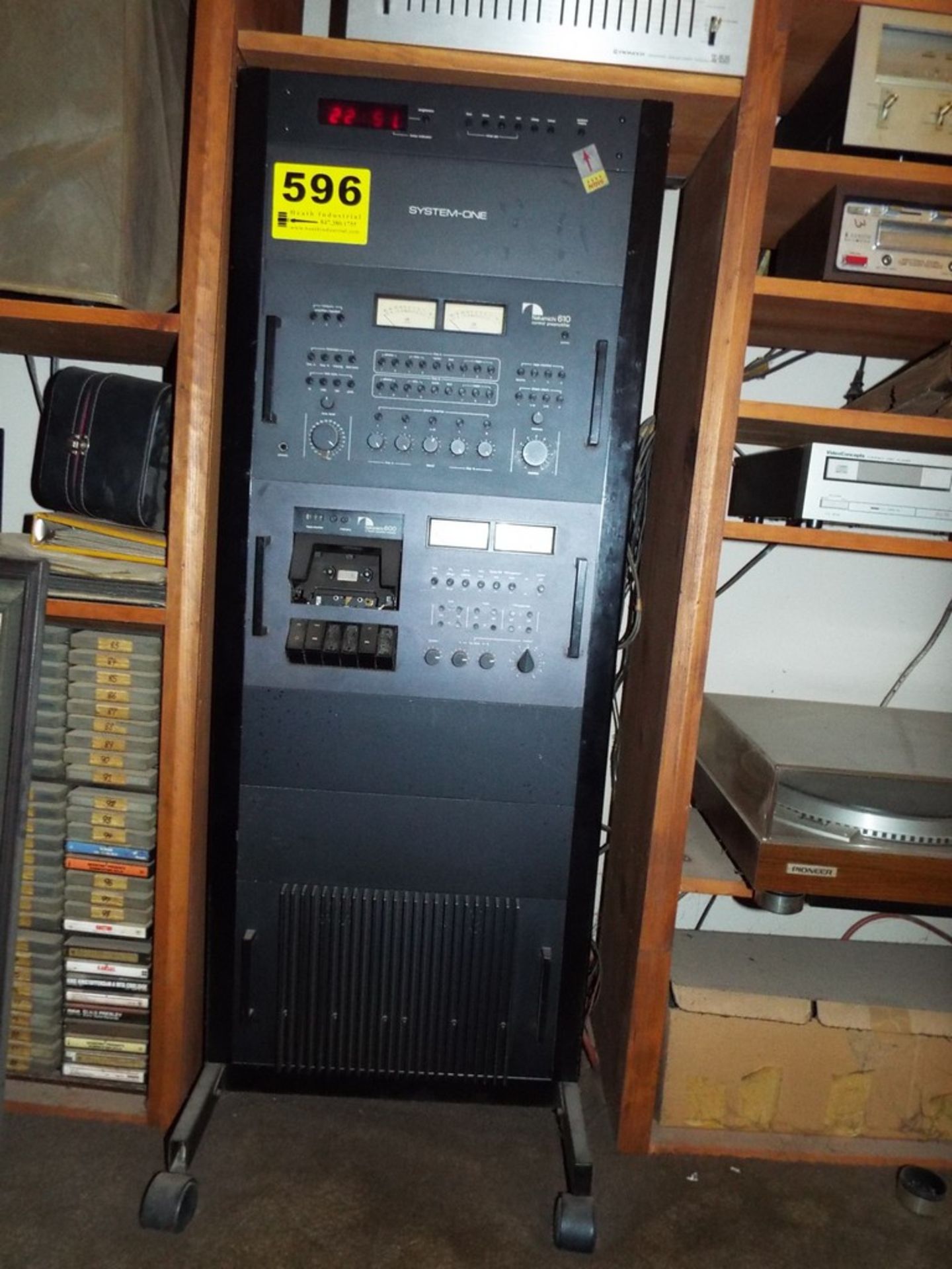 NAKAMICHI SYSTEM ONE 600 & 610 STEREO - Image 2 of 2