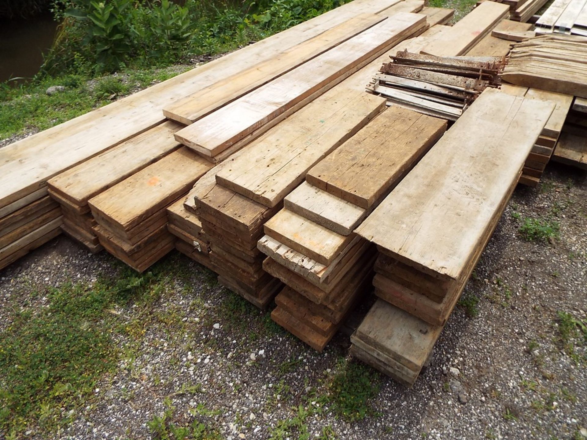 LOT: ASSORTED WOOD