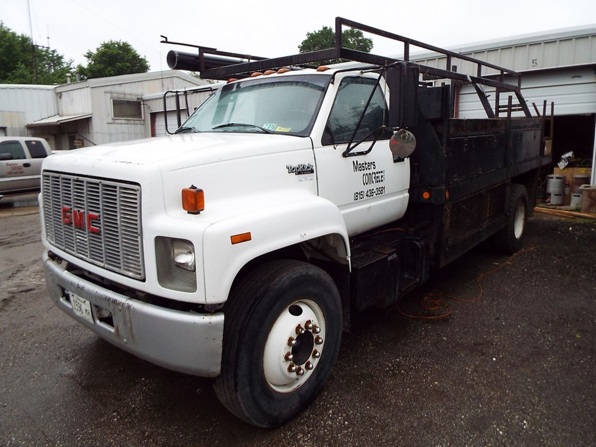 GMC TOPKICK 14â€™ S/A FLATBED TRUCK VIN:  1GDL7H1J2LJ603329 (1986), CAT 3116 DIESEL, 5 SPD, 14â€™