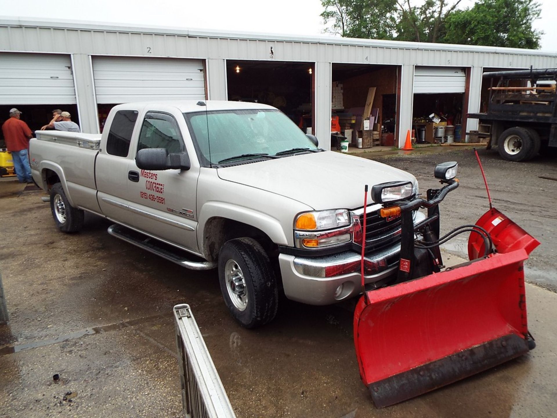 GMC 2500HD SLE EXTENDED CAB PICKUP TRUCK - Image 5 of 10