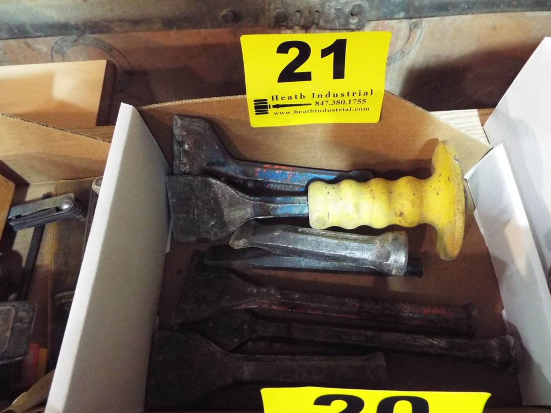 CHISELS IN ONE BOX