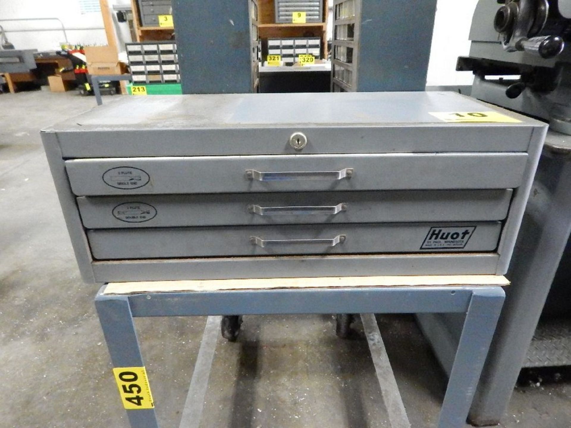 HOUT 3 DRAWER END MILL CABINET