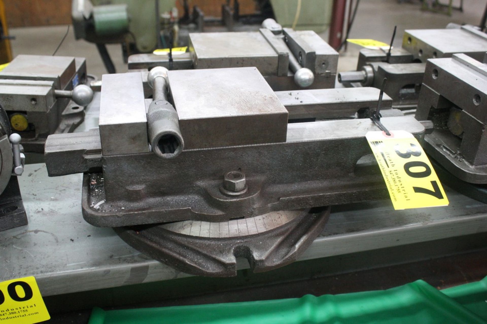 KURT 6" ANGLE LOCK MACHINE VISE