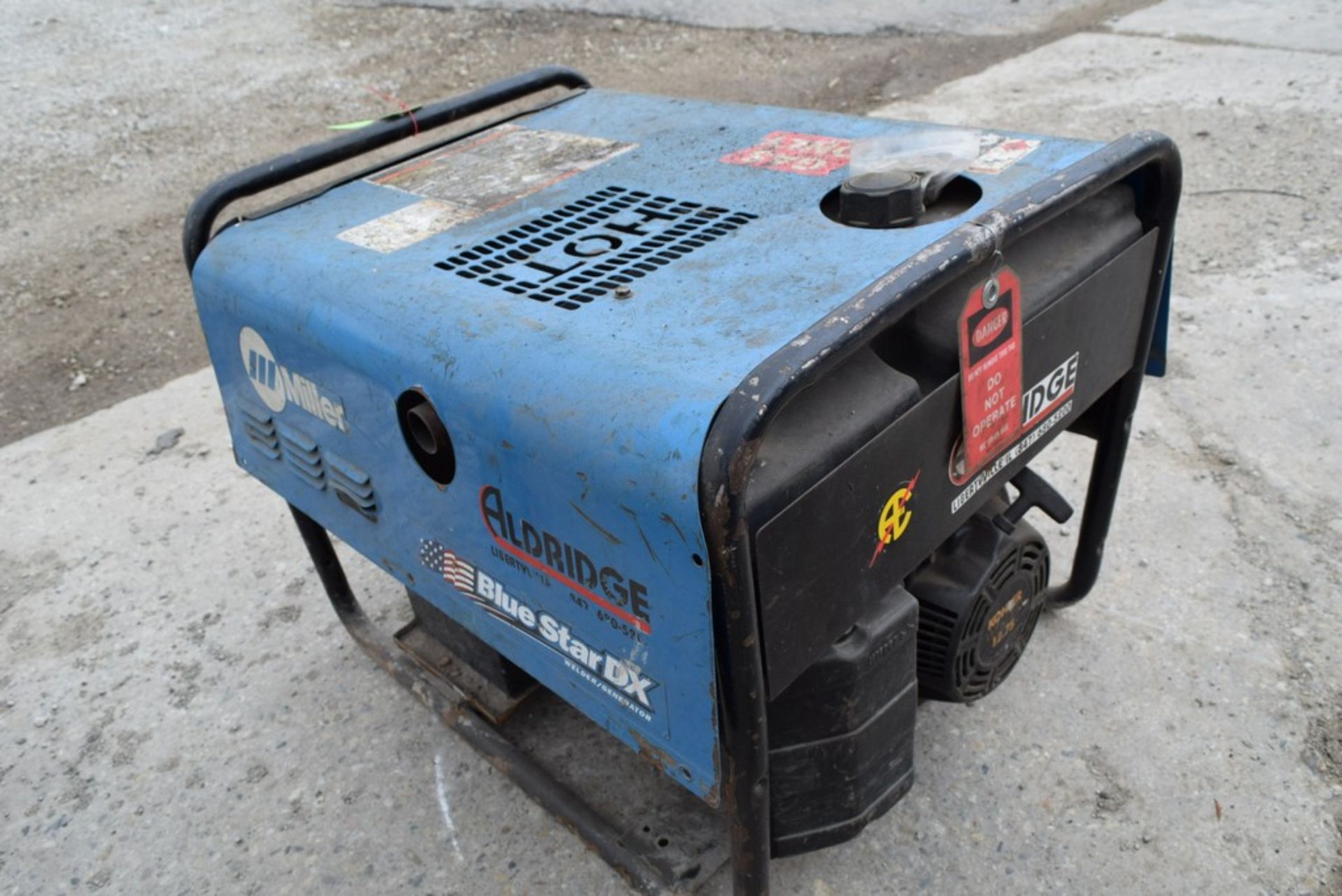 MILLER BLUE STAR 185 WELDER 6,000 - Image 2 of 2