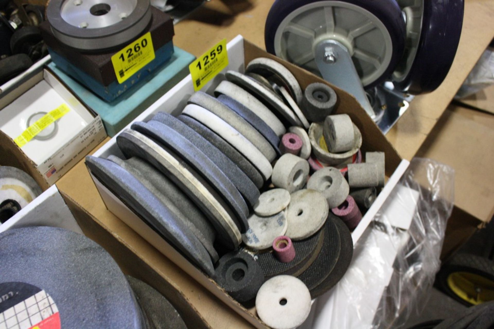 LOT ASSORTED GRINDING WHEELS