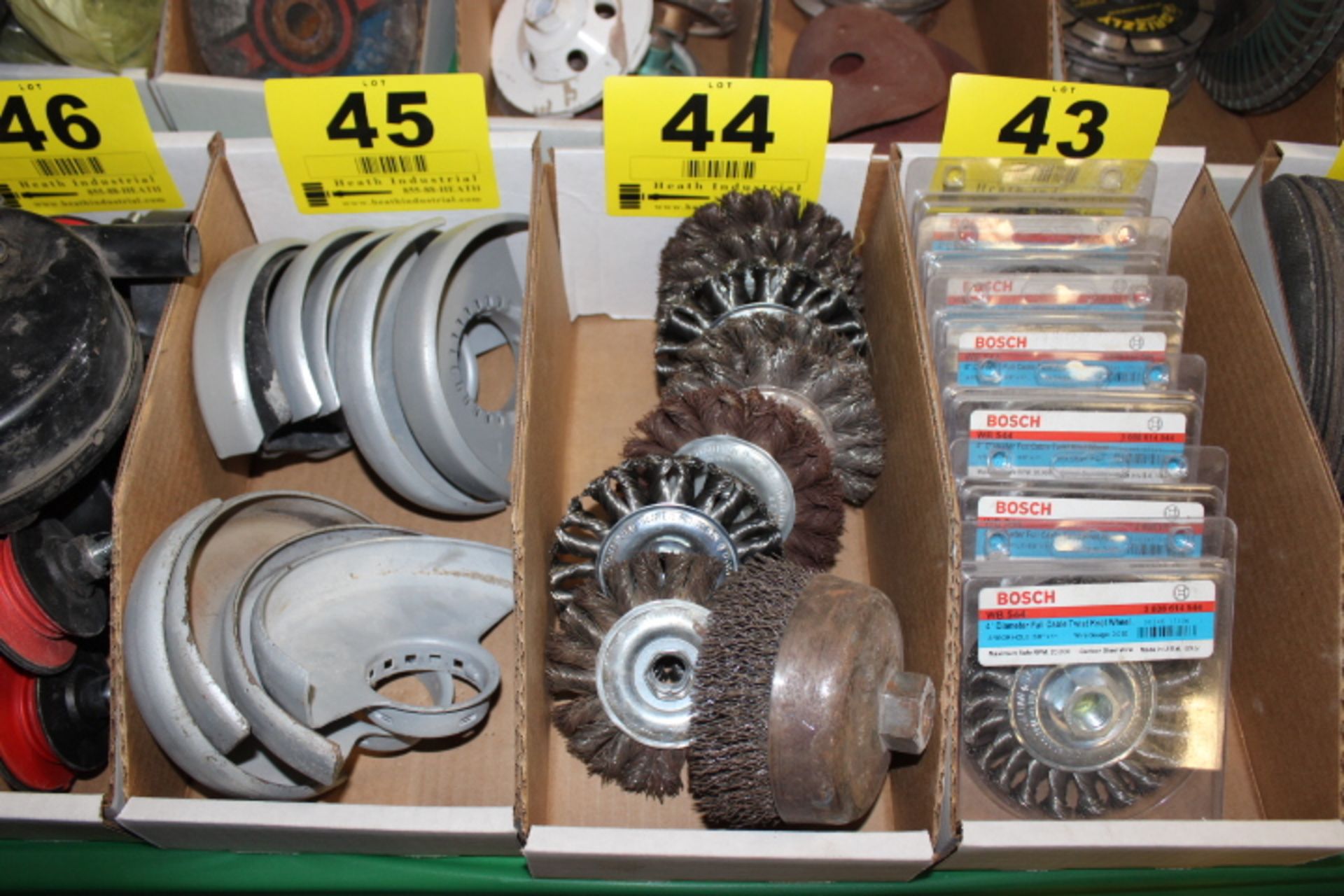 LOT ASSORTED WIRE WHEELS