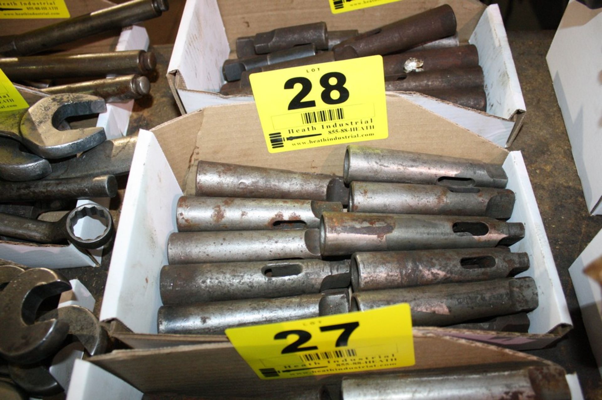 LOT: DRILL SLEEVES IN BOX