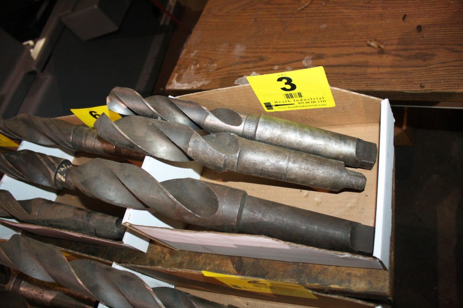 LARGE CAPACITY TAPER SHANK DRILL BITS