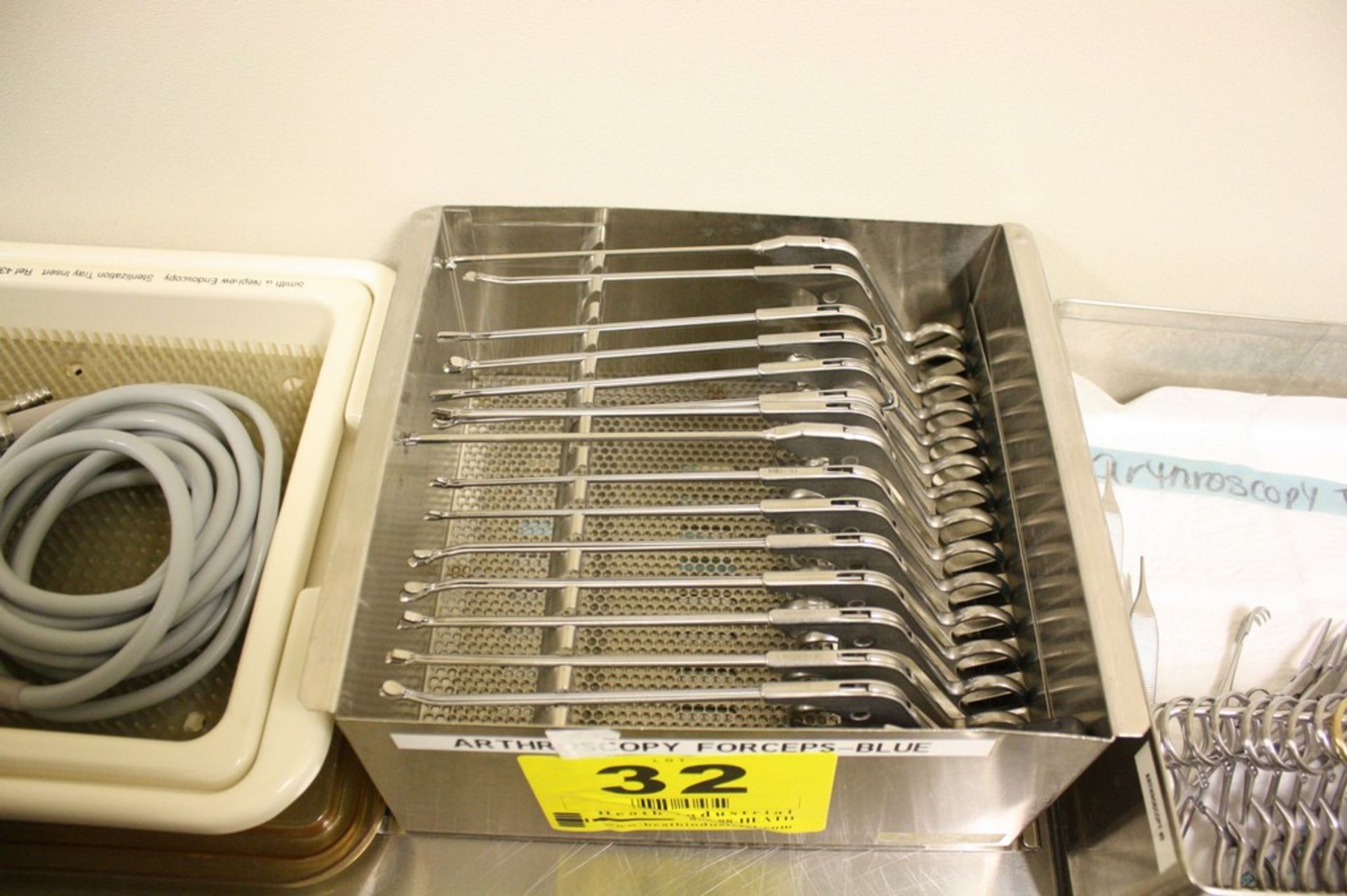 ARTHROSCOPY FORCEPS SET WITH STERILIZATION