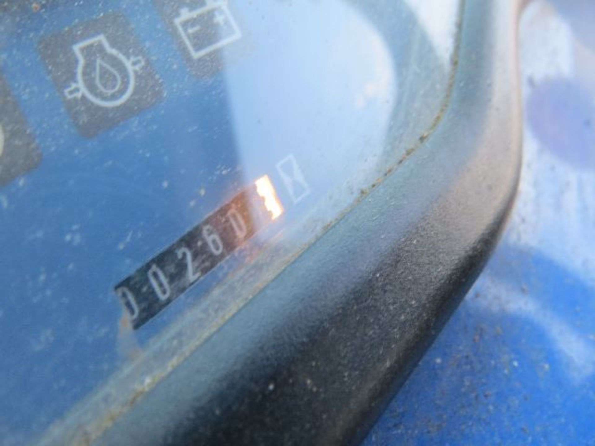 2004 New Holland model  TC24DA tractor, sn HG10183, 260 hrs. on meter, front wheel assist, cab, - Image 7 of 9