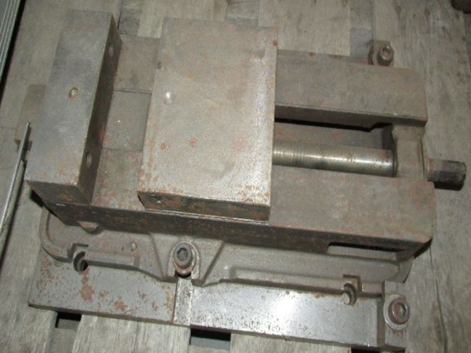 Kurt 6" x 14" machine vise.  Location - Waterloo, IA - Image 2 of 2