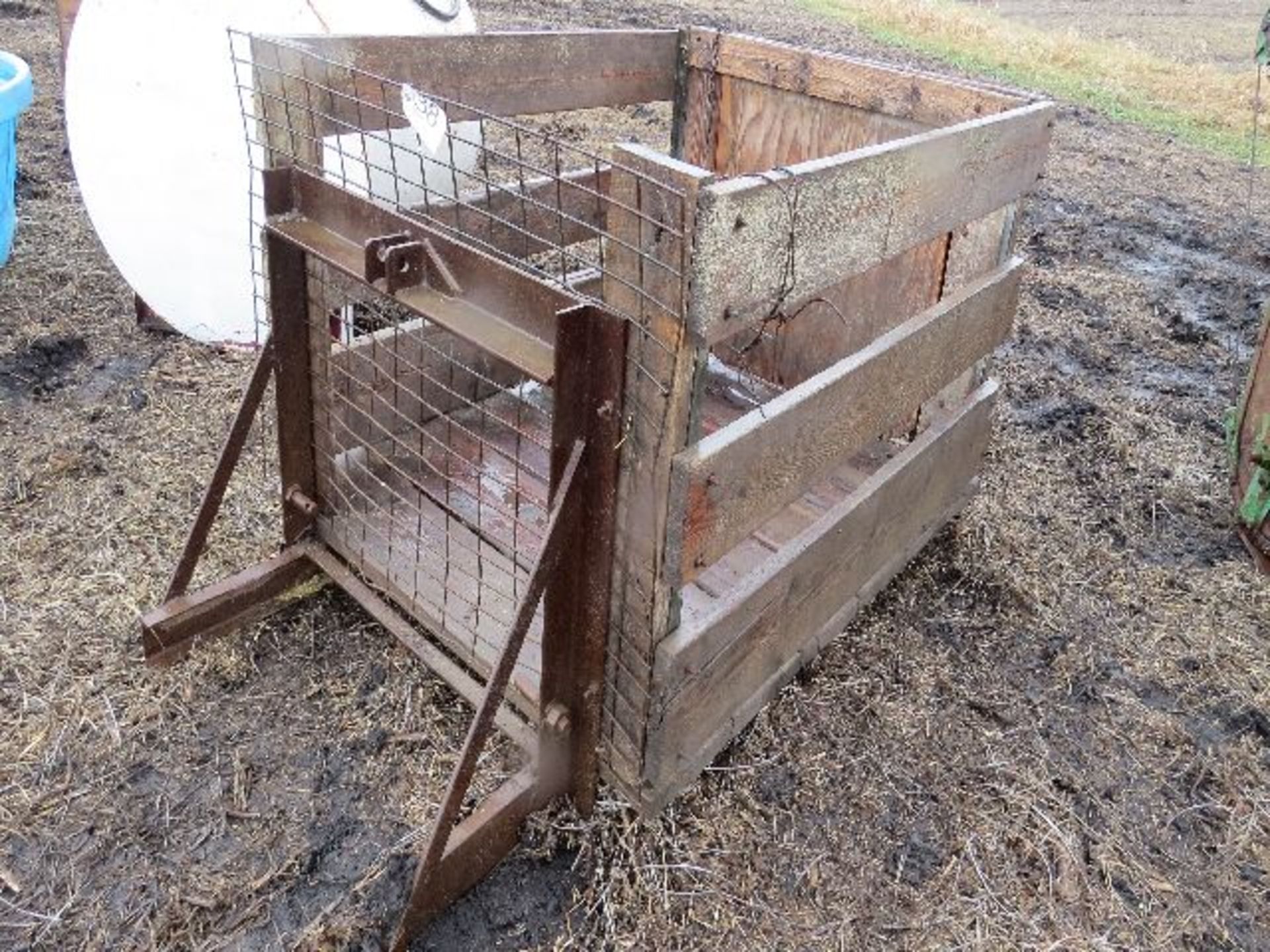 3 pt. livestock crate.