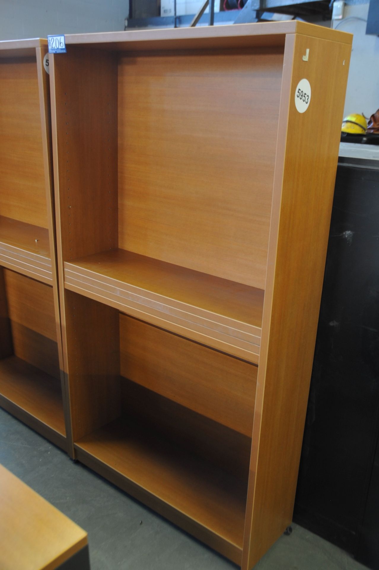 2-Tone Desk c/w Working Credenza, Bookshelf - Image 2 of 2