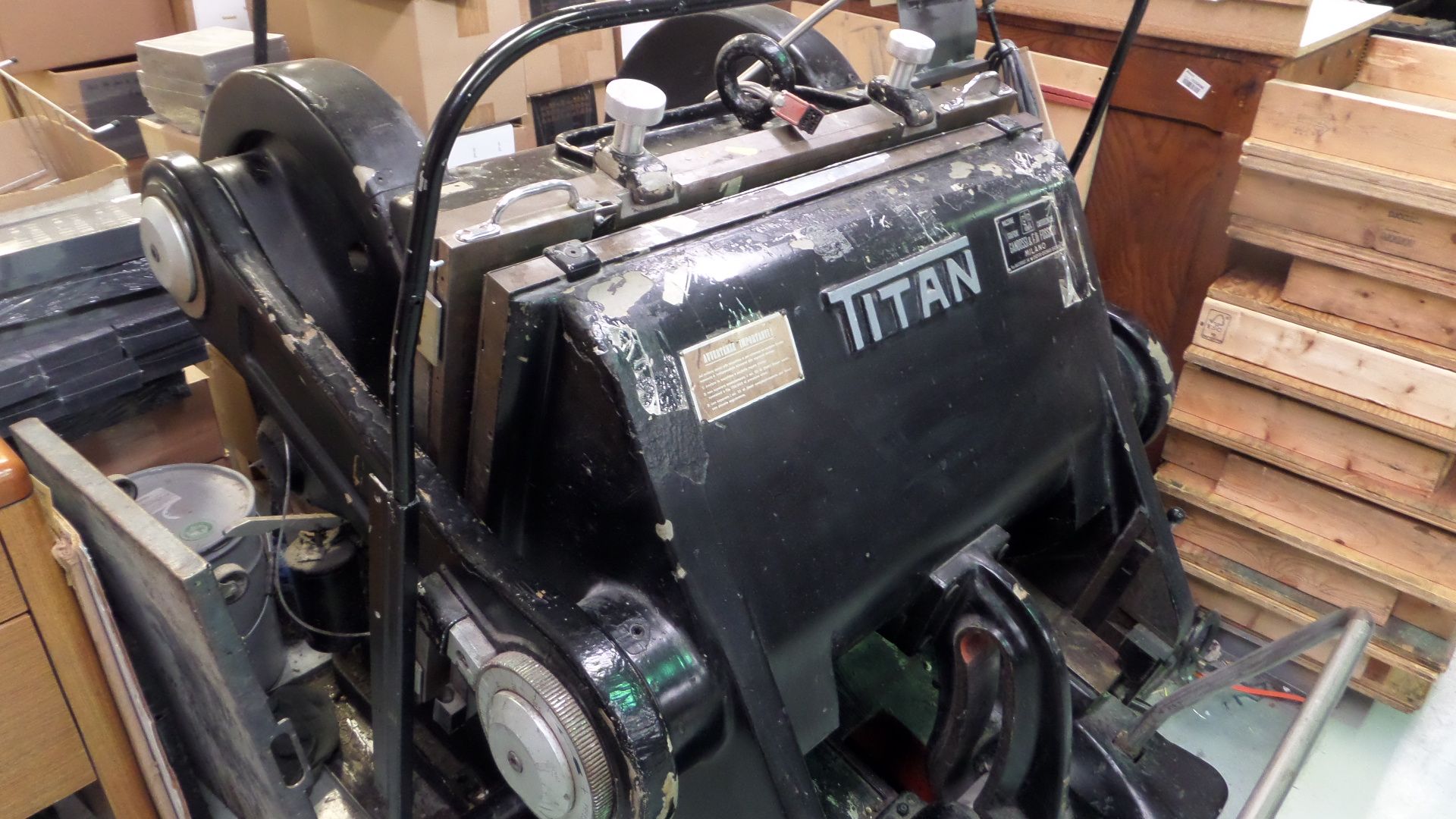 Titan 22" x 32" Die Cutting Press - Printing; c/w Heated Platen 15.5" x 20.5" - Image 2 of 3