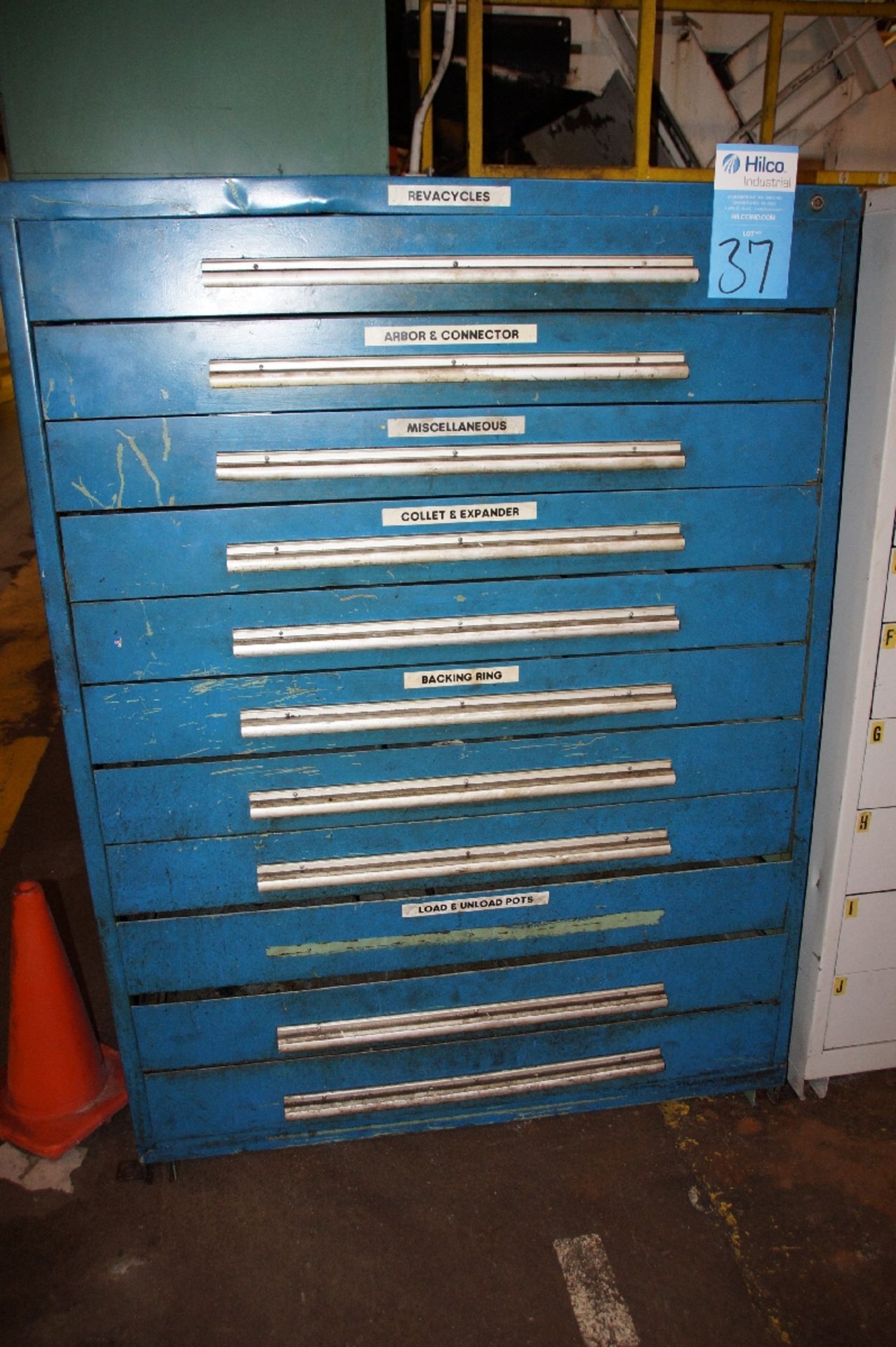 11 Drawer Tool  Storage Cabinet