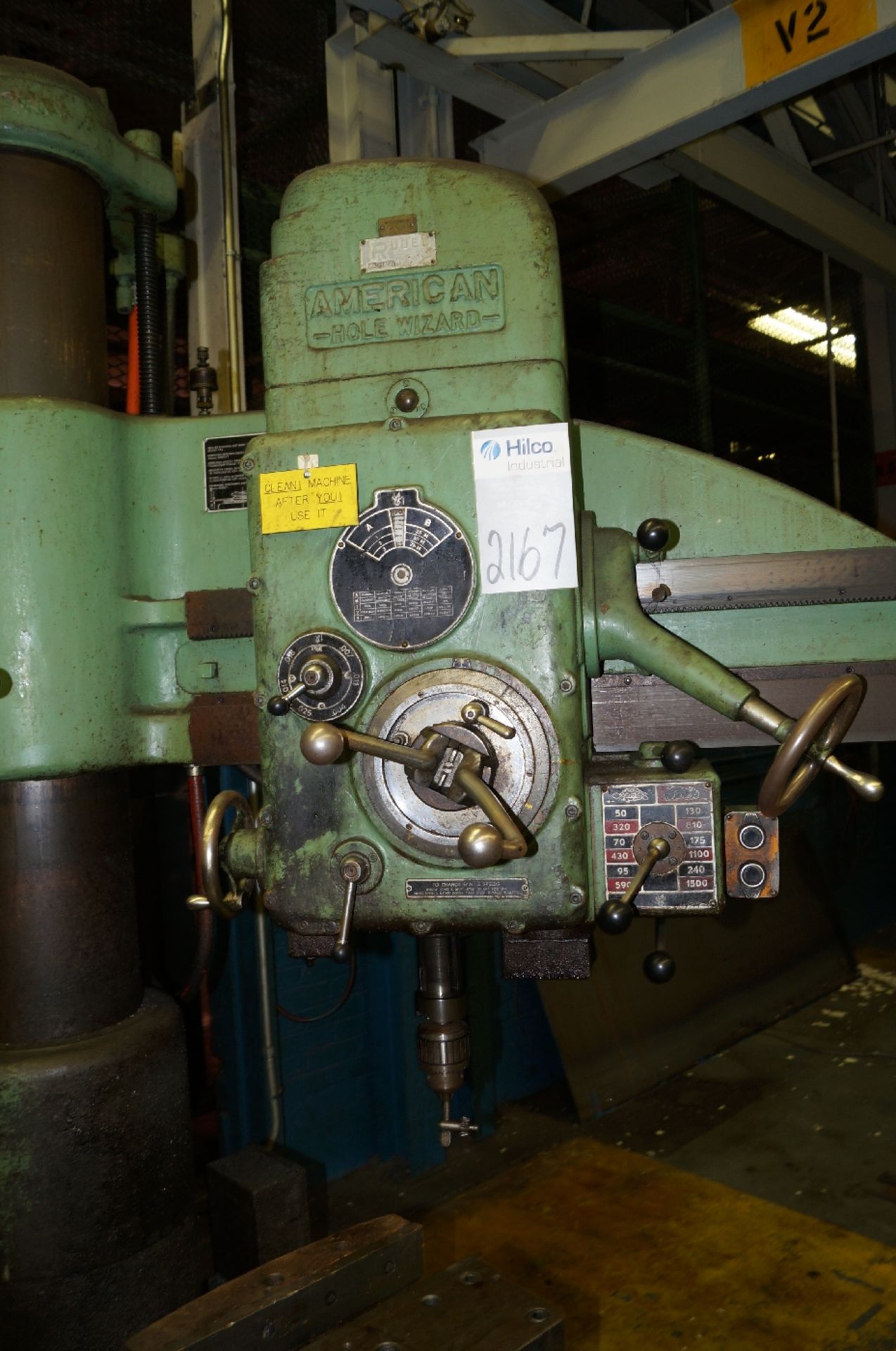 American Hole Wizard Radial Arm Drill ; 18" x 24" x 12" Table, with 16-1/4" Machine Vise, BT - Image 2 of 3