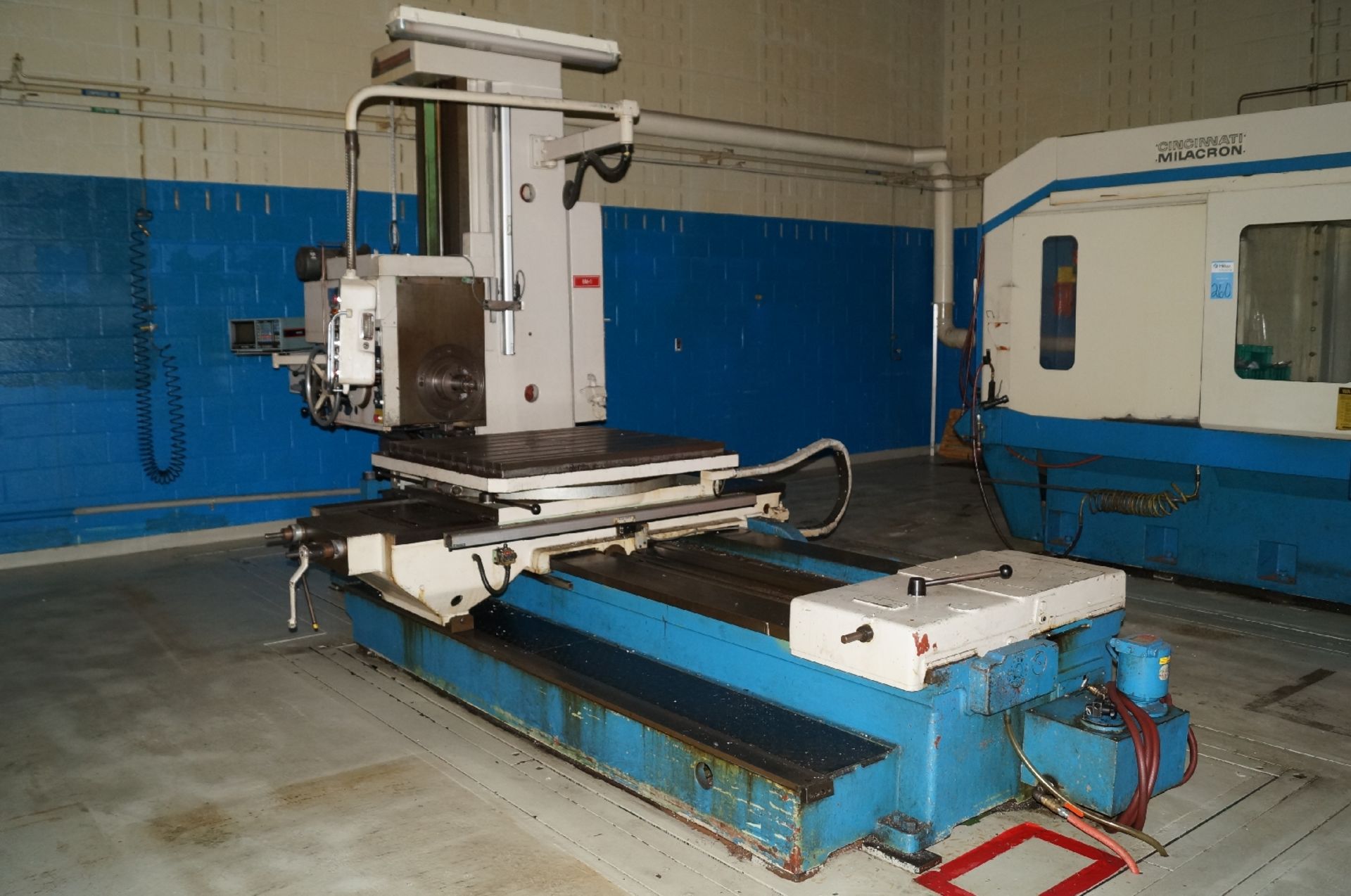 TOS Varnsdorf Model W-9A Table Type Horizontal Boring Mill ; Serial Number: No 01-22 ; Spindle - Image 2 of 6