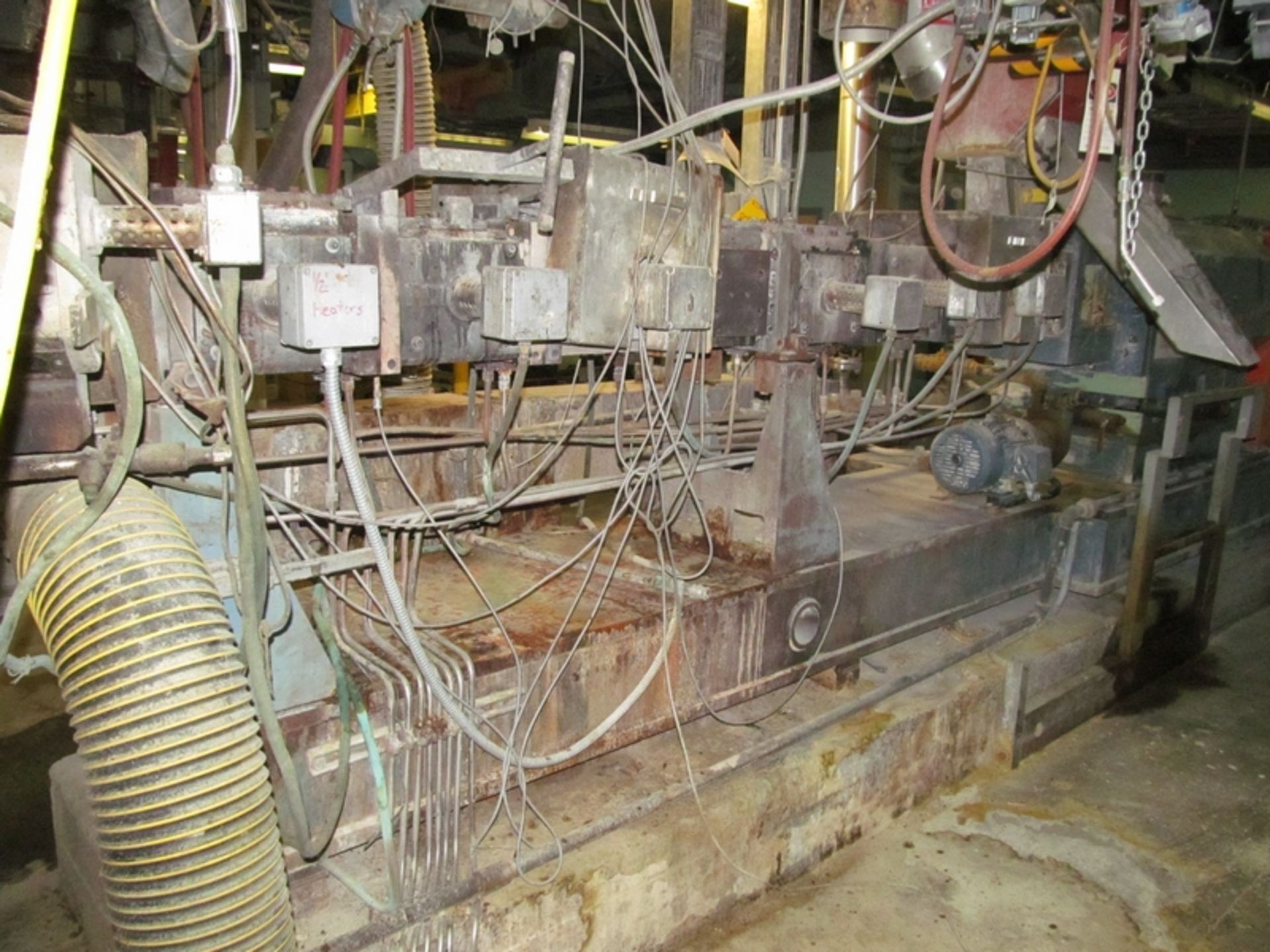 Century Model CX-92 92mm Co-Rotating Twin Screw Extruder; Serial Number: 1210212 (2004) (Rebuilt); - Image 3 of 9