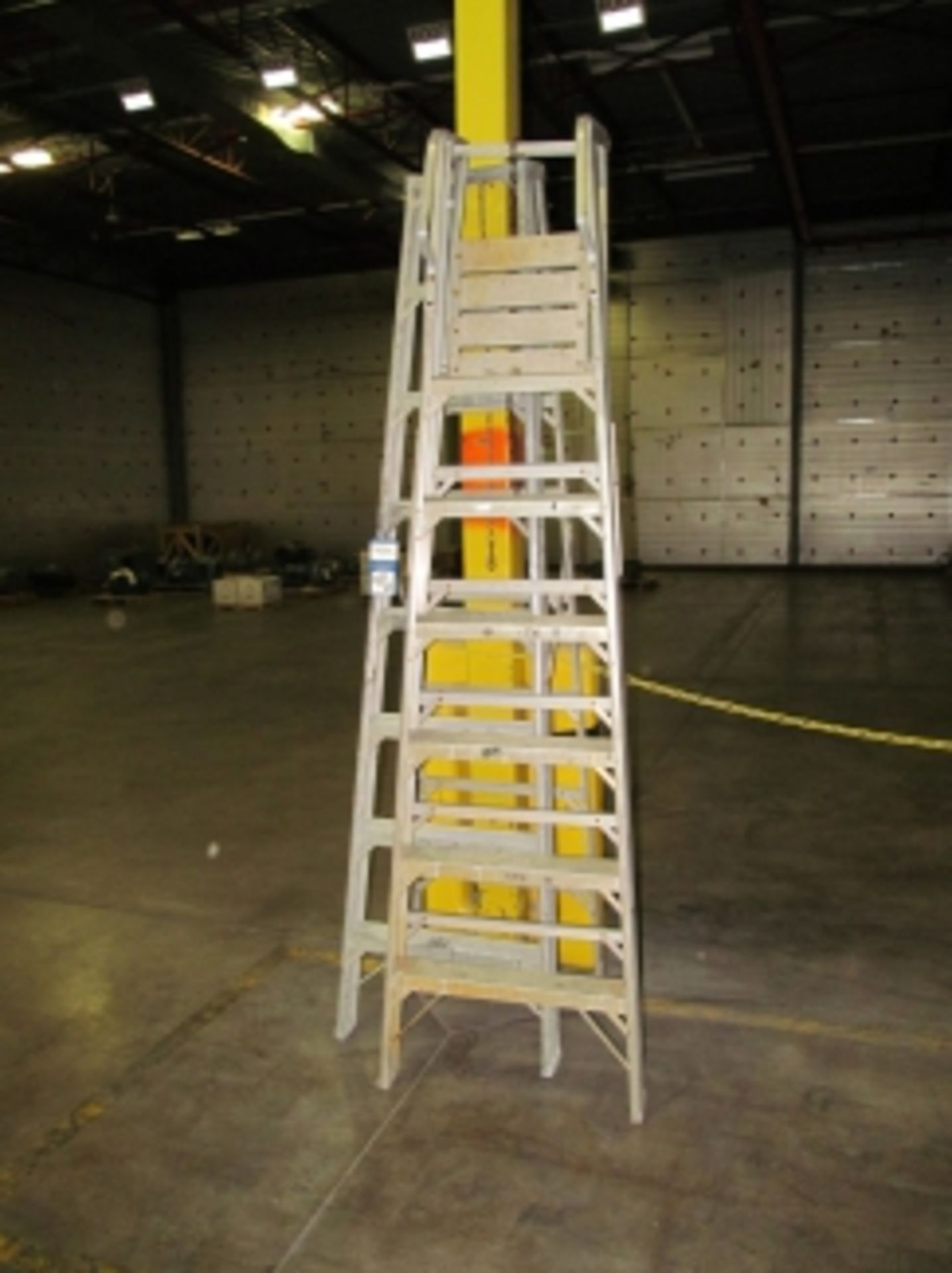 Aluminum Step Ladders