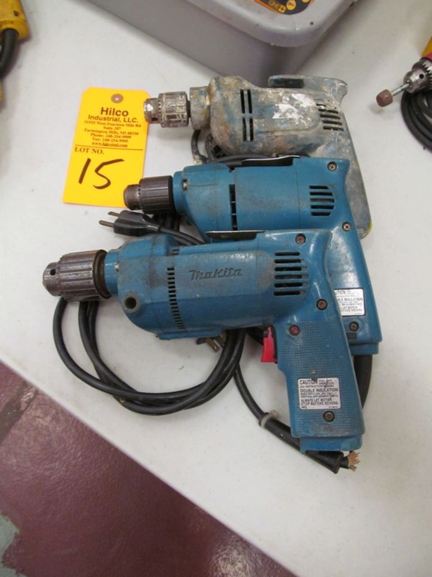 Makita 3/8" Drills , 120 Volt