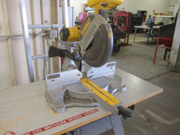 DeWalt Model DW708 12\