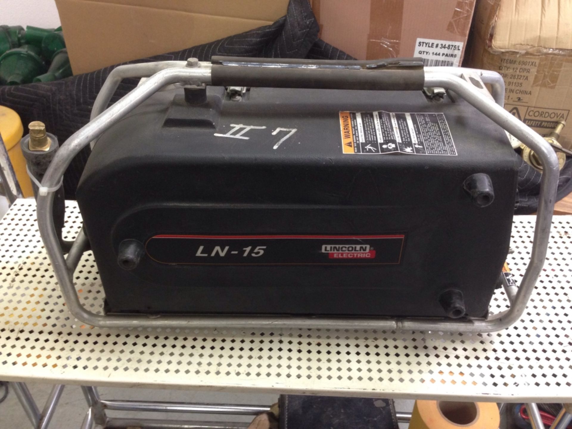 Lincoln electric portable welder - Image 8 of 10